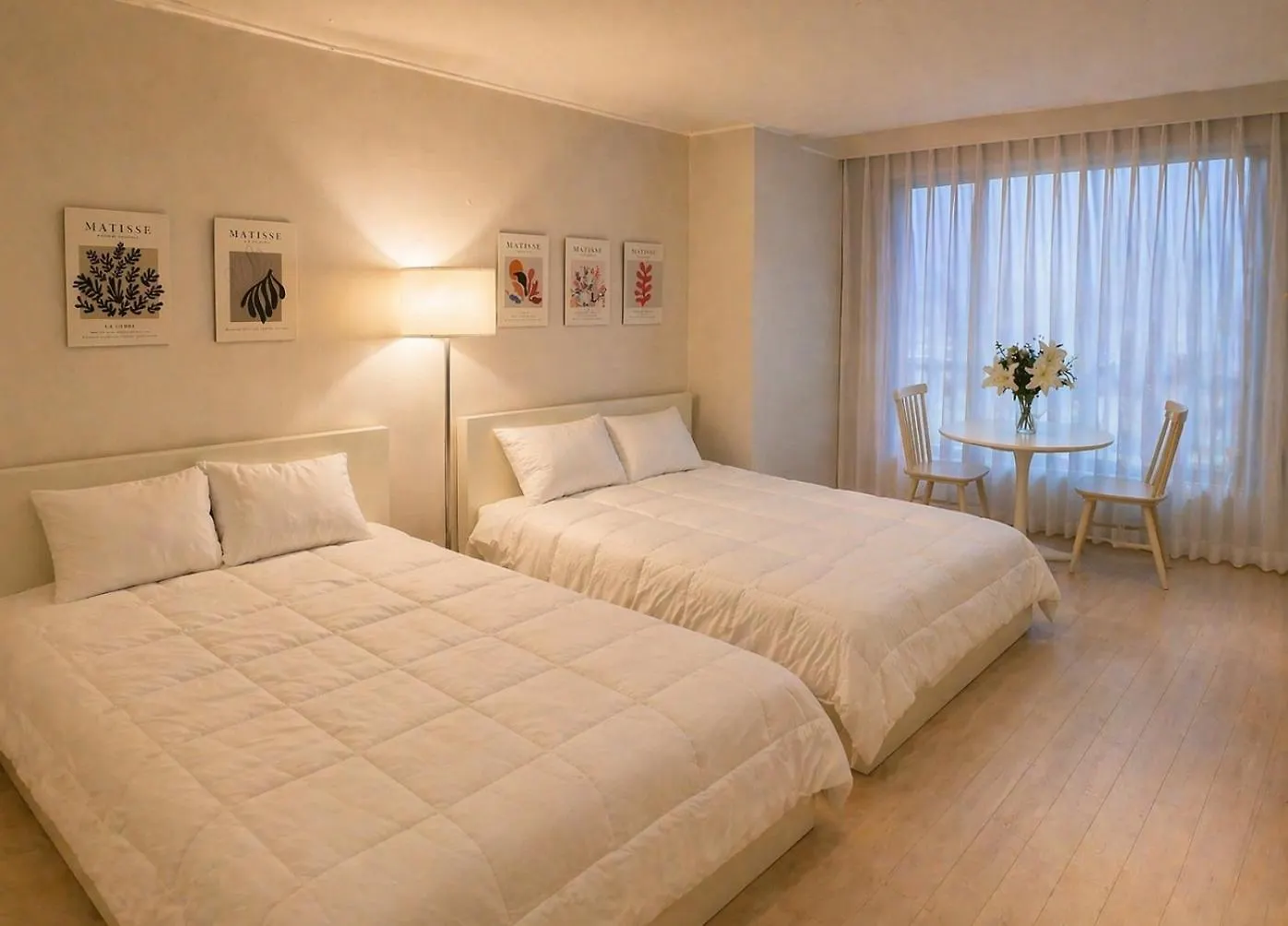 Value Stay Songdo 13층 공원뷰 루프탑 수영장 호텔침구 스마트tv 공항30분 Incheon South Korea